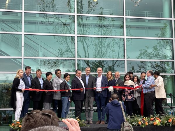 Gilead Unveils New R&D Facilities, Highlighting Bay Area Life Sciences Growth image