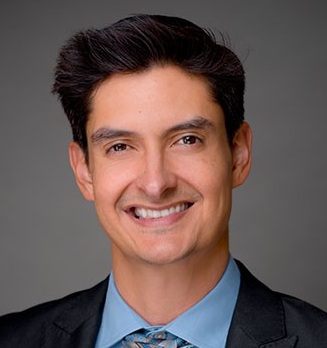 Peter Leroe-Munoz Profile Image
